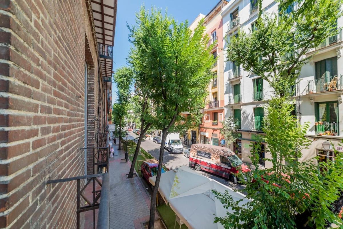 AmazINN Places Atocha Madrid Exterior foto